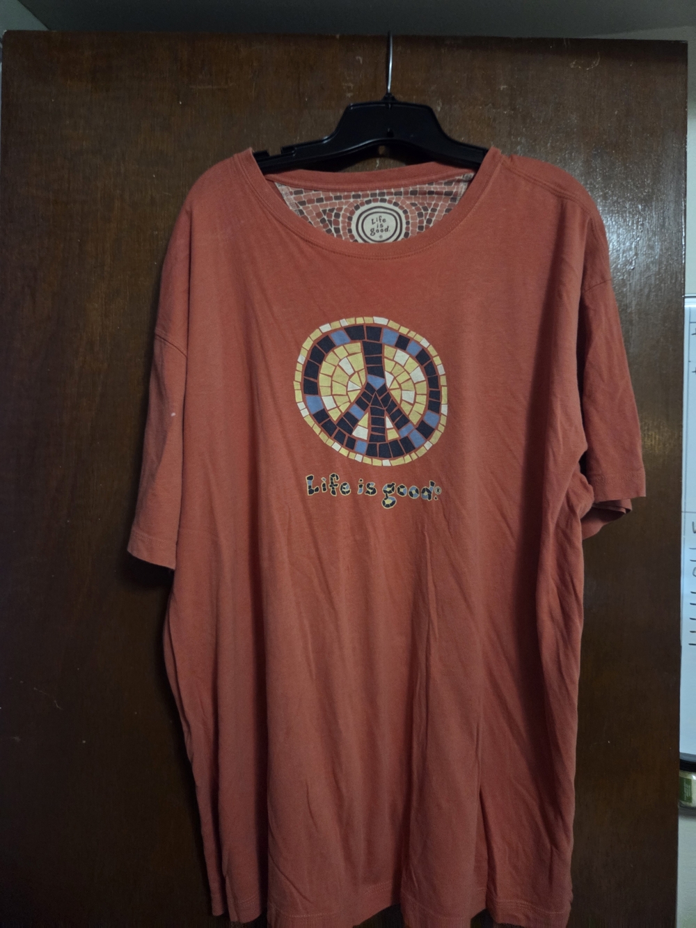 Vintage Peace Sign Life is Good Men's Tee In An XL